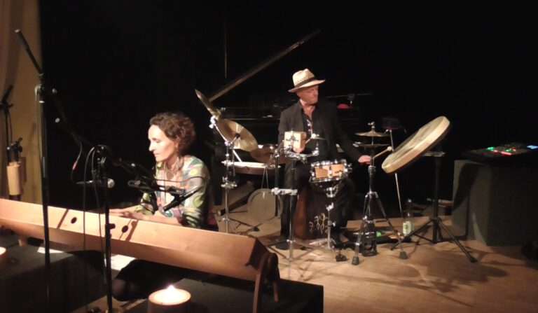 Live theta Meditationen Kristallklangschalen, Monochord und geführten Texten.